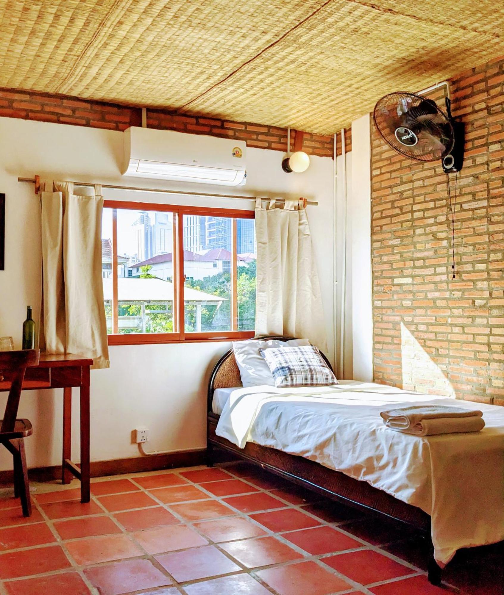 Hotel Yk Art House Phnom Penh Zewnętrze zdjęcie